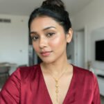 PYARI-18K-Gold-Plated-Anti-Tarnish-Flower-Chain-Necklace - Image 2