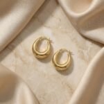 PYARI 18K Gold Plated U-shaped Chunky Hoops Anti Tarnish Earring - Image 3